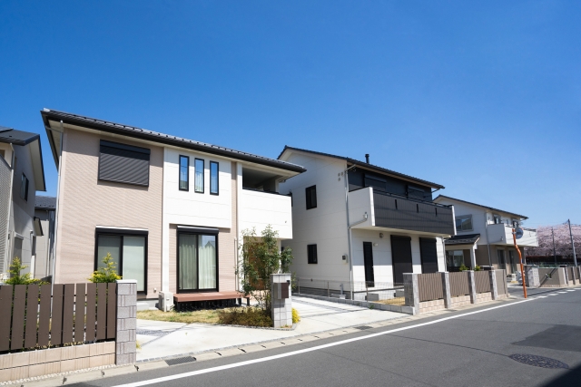 住宅の建つ街並み