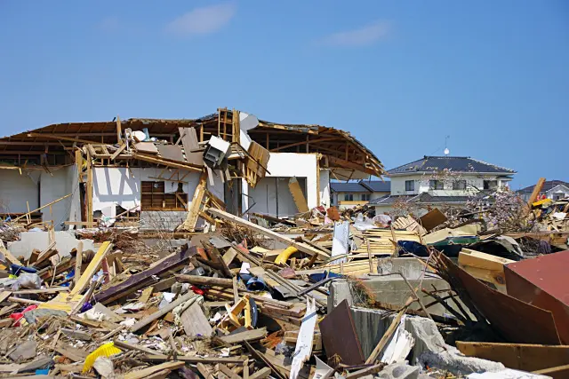 実際の地震被害とその対策