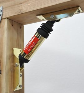 建物の揺れを減衰する「制震ダンパー」