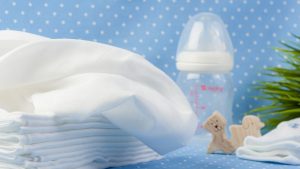 被災者の属性に応じて必要なもの（おむつやミルクなど）