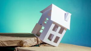 耐震基準を満たしていない建物のリスク