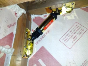 制震ダンパー施工事例（株式会社ヨシウダ建築様・I様邸・改修工事）